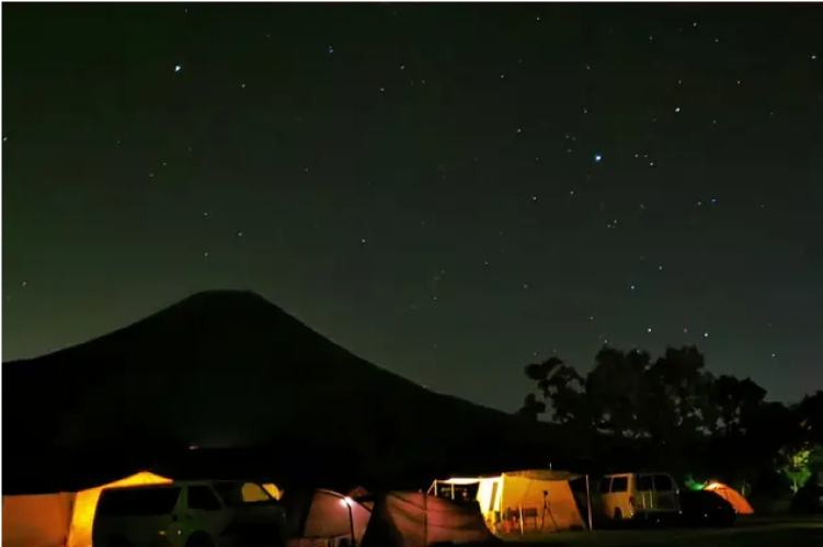 露營地住宿＆在富士山美景旁烤肉